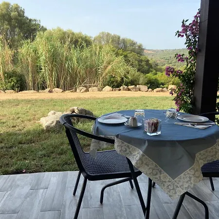 Sa Istera Sardegna Konukevi *